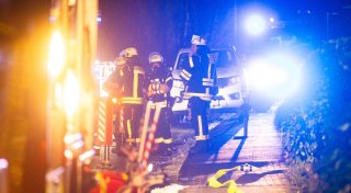 Bielefelder ruft Feuerwehr - und verhindert Kaminbrand im Nachbarhaus