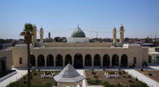 Vom IS zerstörte Moschee in Mossul wiedereröffnet