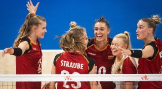 Volleyballerinnen gewinnen in Nationenliga gegen Thailand