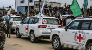 Liveticker: Hamas-Geiseln sollen Montagfrüh übergeben werden