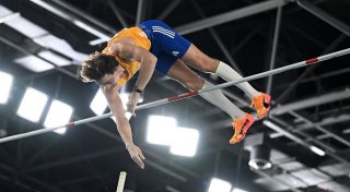 Mehr als 100 Mal über 6 Meter: Duplantis Hallen-Weltmeister