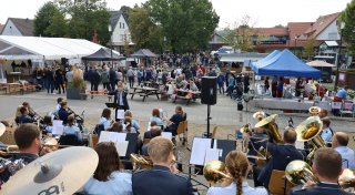 Vieh- und Krammarkt in Delbrück-Ostenland lockt Tausende Besucher an