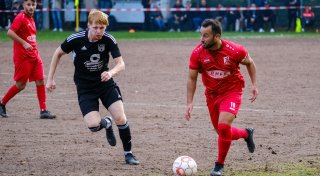 Türk Sports Fußballer treffen im richtigen Moment
