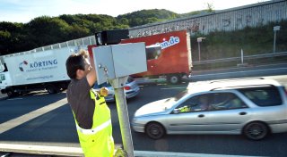 Heute Sperrungen auf der A2: Der Blitzer am Bielefelder Berg kehrt zurück