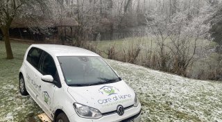 Wie das Auto aus dem Löhner Garten geborgen wurde