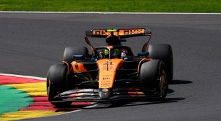 Norris rast in Belgien auf ersten Startplatz