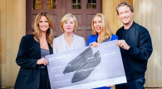 20.000 Euro für Schlaganfallhilfe: RTL-Moderatorin überreicht in Gütersloh die Spende