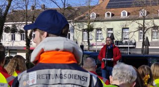 Kanalstraße in Bad Oeynhausen gesperrt: Verdi ruft Gesundheitsberufe zur Großdemonstration auf