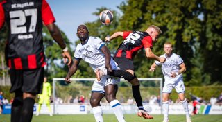 Eine Runde weiter: Arminia besiegt SC Peckeloh in der Nachspielzeit