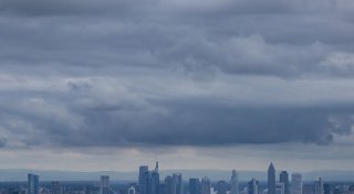 EZB: Wachstumsschwäche und Handelskonflikte erhöhen Risiko