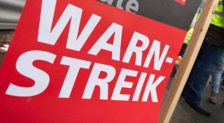 Warnstreik, Insolvenzverfahren und Werksschließung