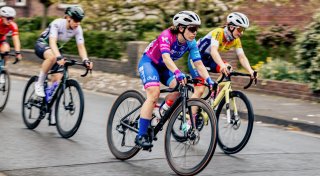 Rundum gelungenes Premierenjahr für Bielefelder Radsportteam