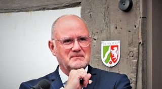 Nieheims Parteien sehen sich vom eigenen Bürgermeister verunglimpft