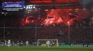 Arminia Bielefeld muss Strafe für Pyrotechnik zahlen