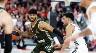 Weiler-Babb wirft Bayern-Basketballer zum Sieg in Mailand