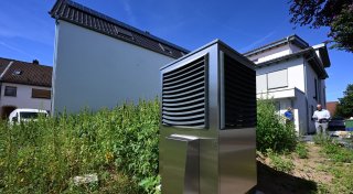 Löhne rüstet sich für Hitze: Sind Wärmepumpen die Lösung für heiße Sommer?