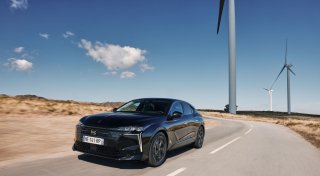 Neuer Name, neue Antriebe: DS N°4 startet zu diesem Preis