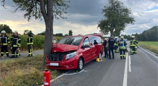 Sieben Verletzte bei Kleinbus-Unfall im Kreis Gütersloh
