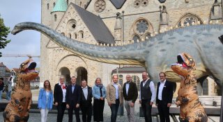 Paderborn wird zu „Dinoborn“: Die Urzeit-Giganten sind los
