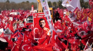Massenprotest in Istanbul gegen Imamoglus Verhaftung