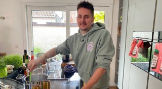 Geheime Dreharbeiten für „Das perfekte Dinner“ in OWL: Mann aus dem Kreis Gütersloh dabei