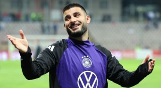 Gewonnene Abmachung: Undav jubelt mit Demirovic-Pose
