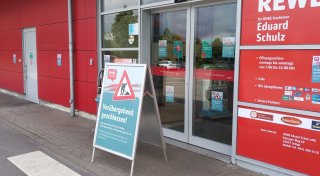 Nach Rohr-Unglück bei Rewe in Lemgo: Polizei sucht Personalien von Verletzten