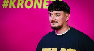 Viele exklusive Videos und Fotos zur „1Live Krone 2025“ aus Bielefeld im Liveticker