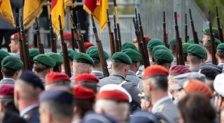 Union erhöht Druck bei Wehrpflicht - Mehrheit dafür