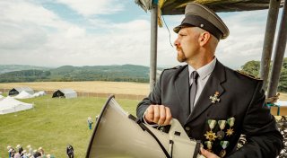 Teilnehmer eines christlichen Zeltlagers spielen Häftling - ist das kindgerecht, Frau Ostermeier?