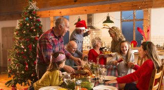 Tipps für Weihnachten mit Demenzerkrankten: So vermeiden Familien Streit