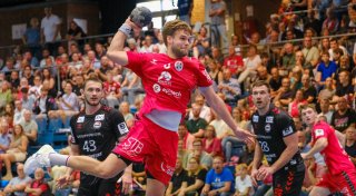 Für die Bielefelder Handballer der TSG bleibt noch Distanz zur Spitze