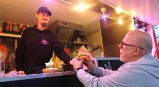 Beschaulicher Andrang beim Streetfood-Festival in Löhne - Standbetreiber machen Minus