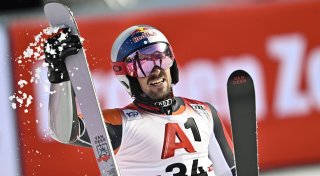 Trotz Kreuzbandriss: Skistar Hirscher setzt Karriere fort