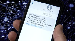 Bielefelderin verklagt nach SMS-Betrug ihre Bank - und erhält Schadenersatz