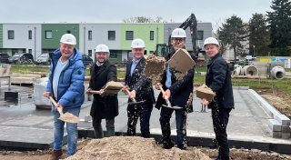 Erster Spatenstich: In Espelkamp entstehen neue Wohnungen für junge Familien