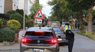 Verkehrs-Chaos vor Herforder Grundschule: Polizei und Ordnungsamt greifen ein