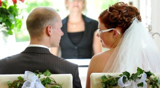 Heiraten in Paderborn soll teurer werden: Linke schlägt „Sozialklausel“ für Geringverdiener vor