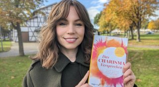 Frau Charisma: Warburger Influencerin veröffentlicht ihr erstes Buch