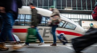 Mehr als zwei Millionen Bahn-Fahrgäste über Ostern
