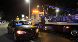 Linksabbiegerin übersieht Bielefelder Autofahrer - zwei Verletzte nach Crash