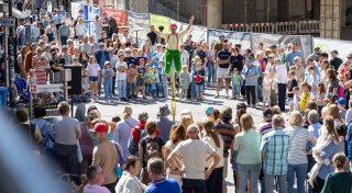 Mit vielen Fotos: Hunderttausende erleben sonniges Frühlingsfest in Paderborn
