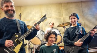 Die Herforder Familienband rockt als „Blueberry Jam“ den Klassiker „Last Chrismas“