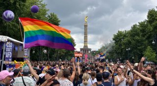 Bundestagsspitze: Regenbogennetzwerk nicht beim Berliner CSD