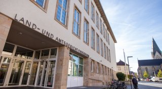 Betrugsprozess im Kreis Höxter: Verteidiger überschwemmt Gericht mit Anträgen