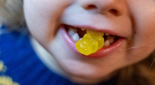 Bundesamt: Häufiger Cannabinoide in Süßigkeiten