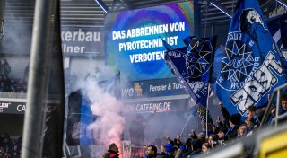 Warum Pyrotechnik für den DFB zu einer Gelddruckmaschine geworden ist