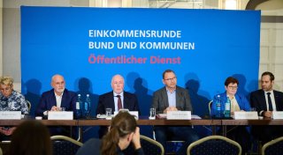 Öffentlicher Dienst: Gewerkschaften wollen acht Prozent mehr