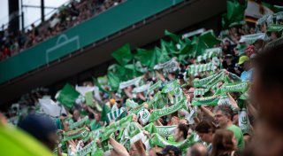Wolfsburgerinnen sichern Platz zwei und Champions League