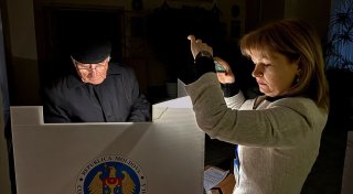 Wahl in Moldau für Präsidentenamt und EU-Kurs gestartet